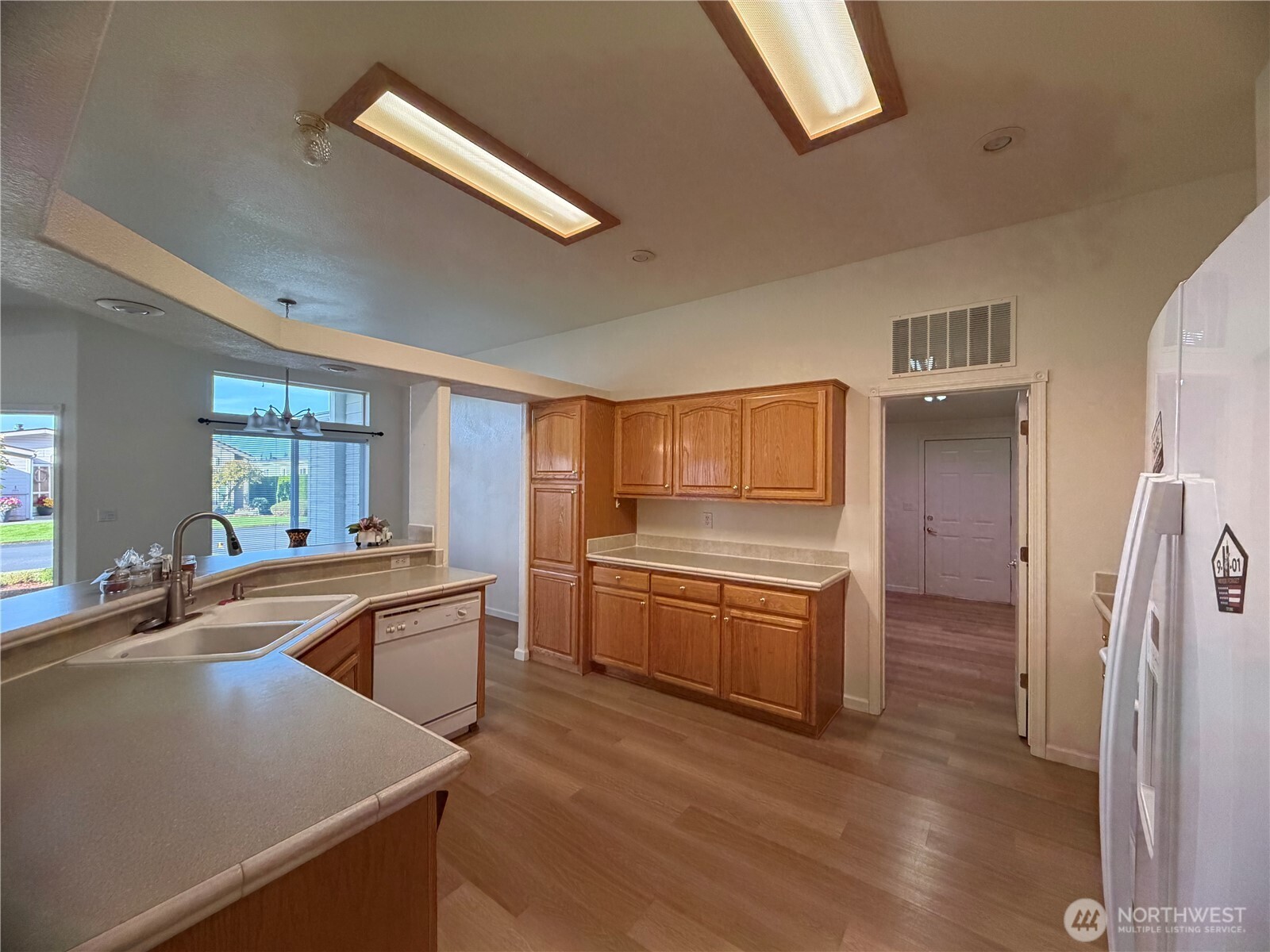 6108 91st Street Ct 123 Property Photo 6