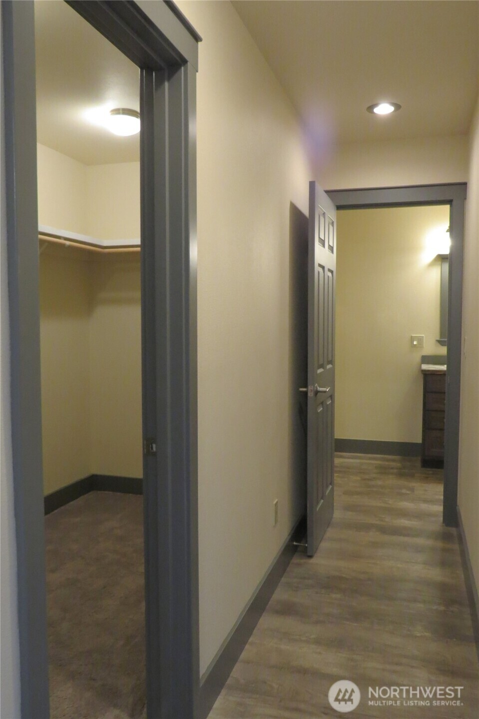 415 Olympic View Drive Property Photo 16