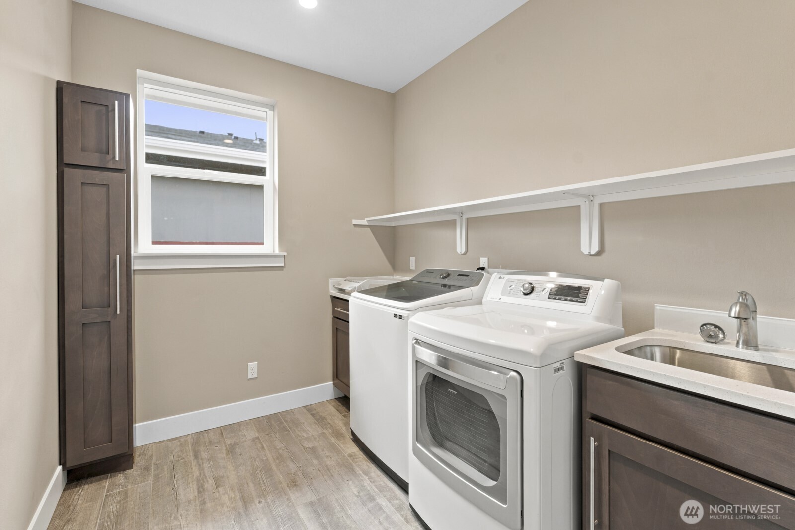 399 Eagle Nest Court Property Photo 23
