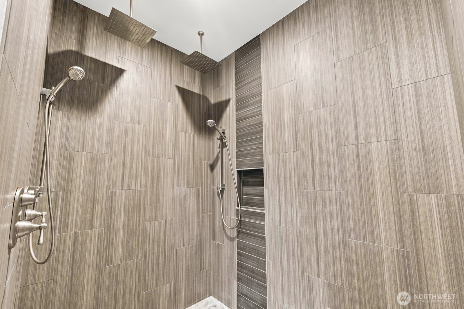 399 Eagle Nest Court Property Photo 29