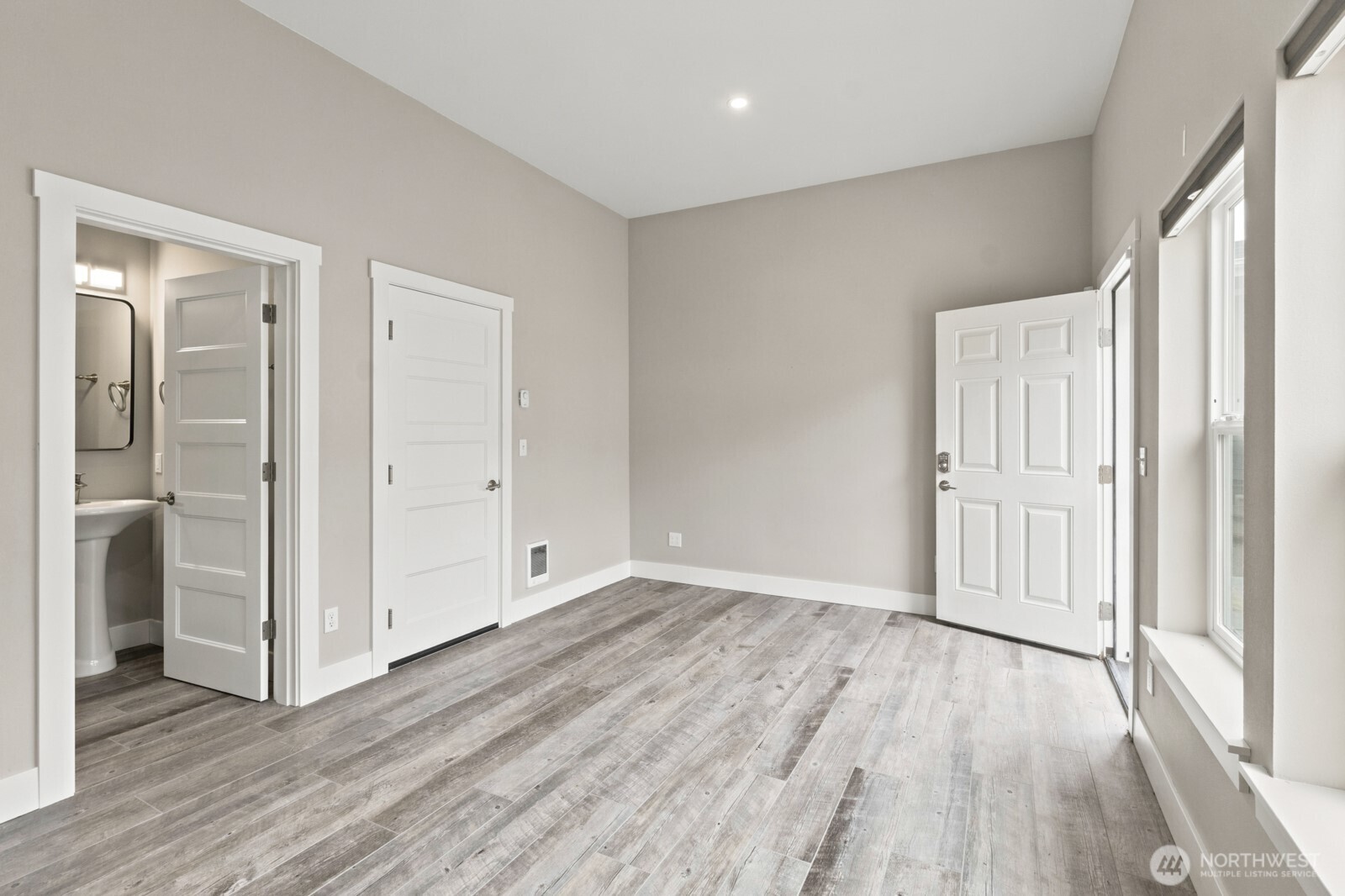 399 Eagle Nest Court Property Photo 38