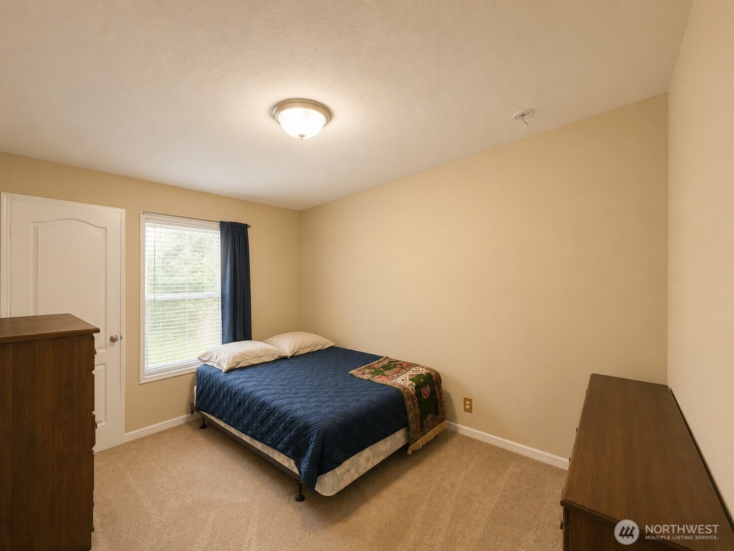 1611 E North Bay Road Property Photo 8