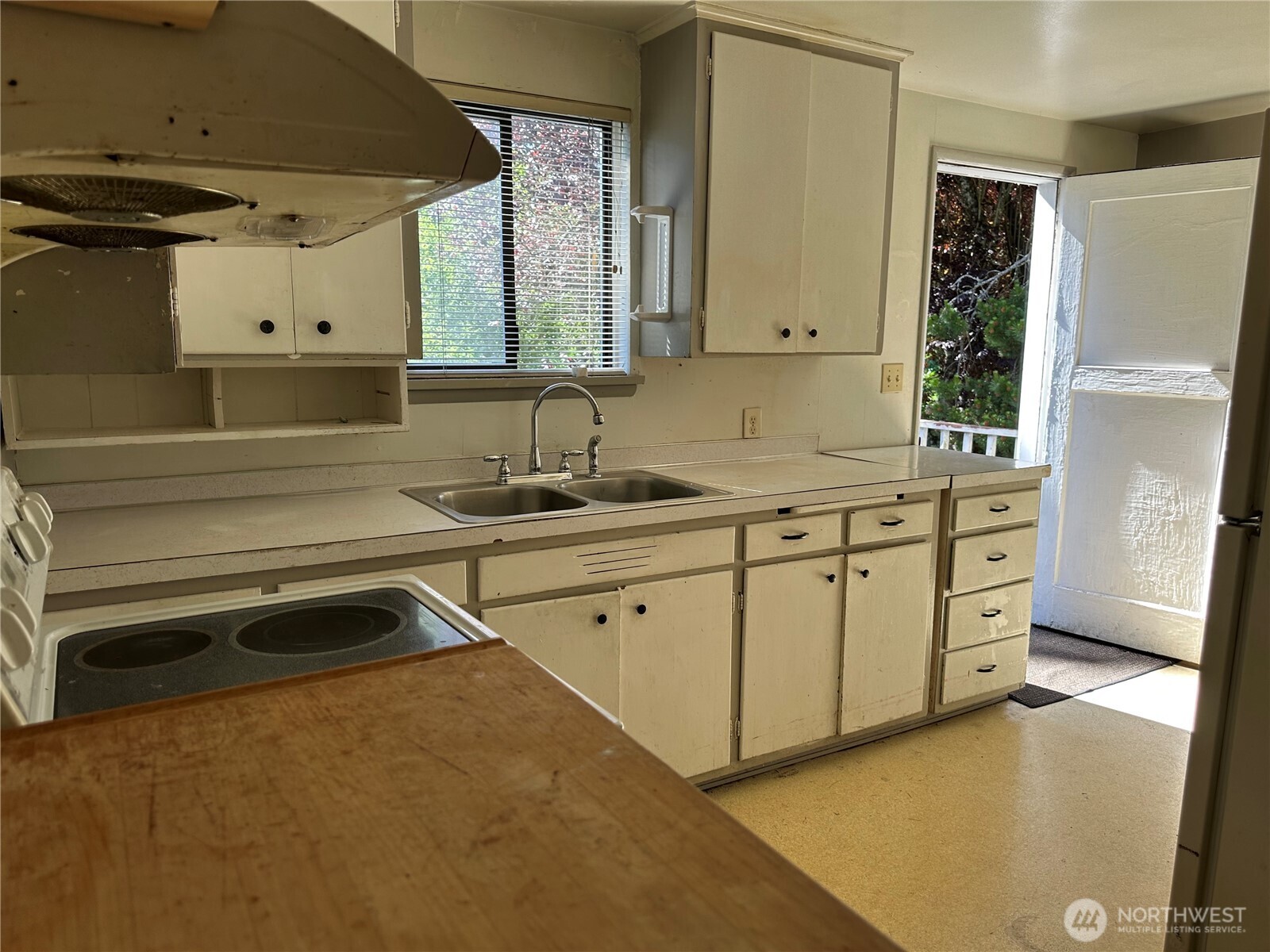 15833 15th Avenue Property Photo 7