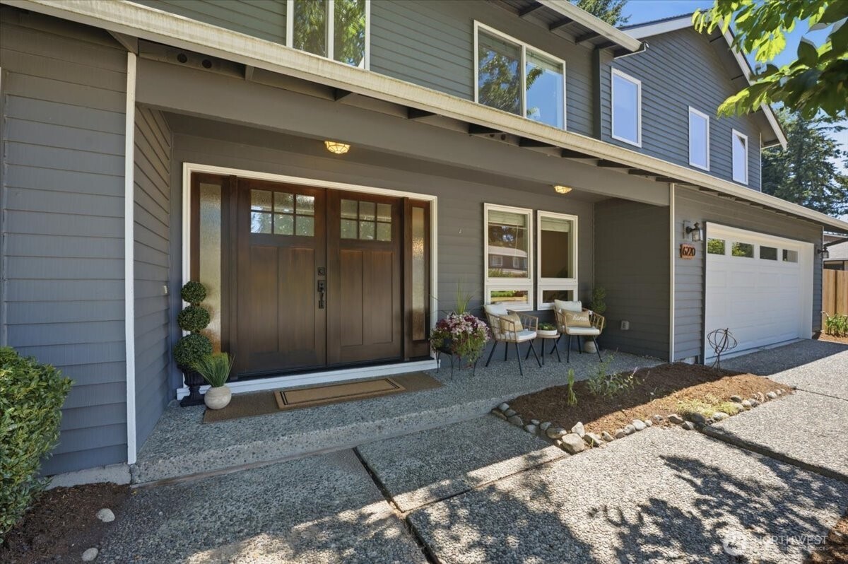 6220 145th Avenue Property Photo 3