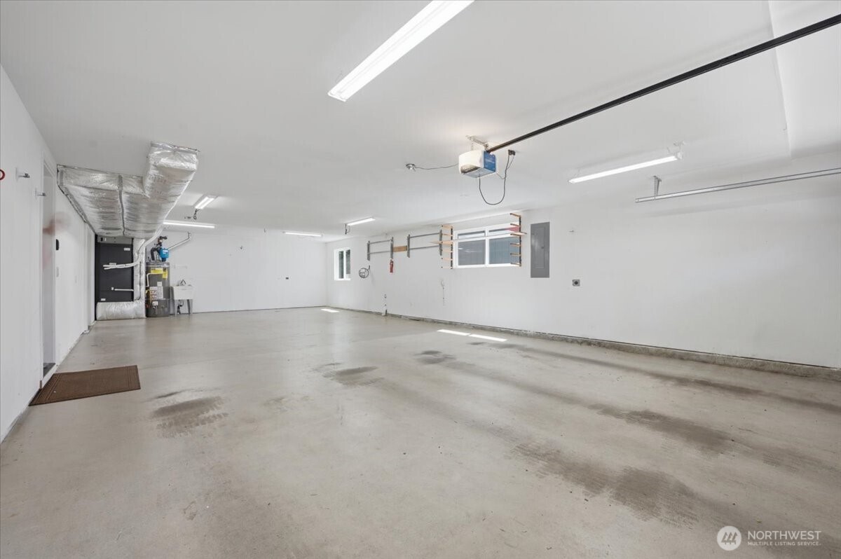 6220 145th Avenue Property Photo 12