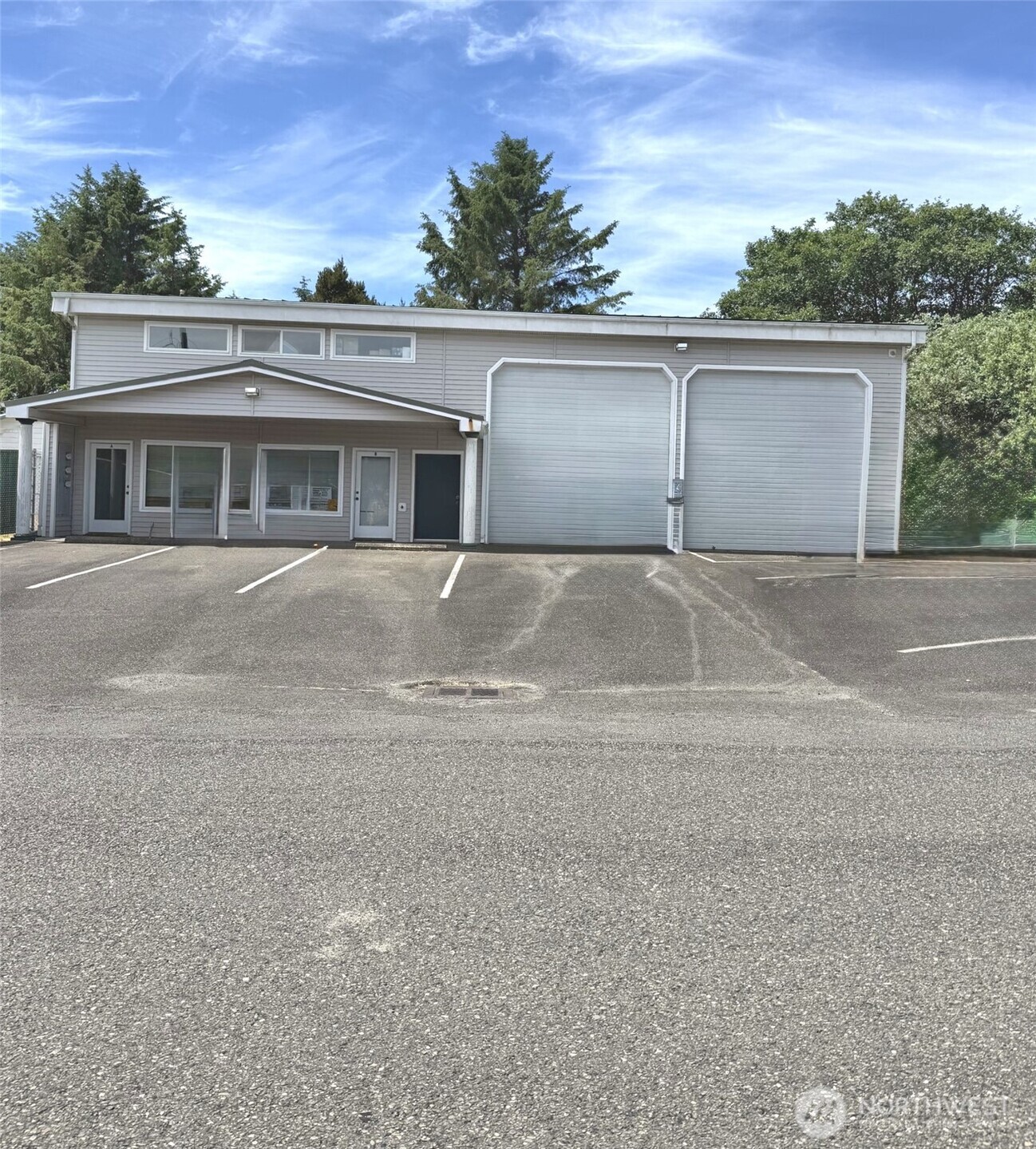 851 Minard Avenue Property Photo 1