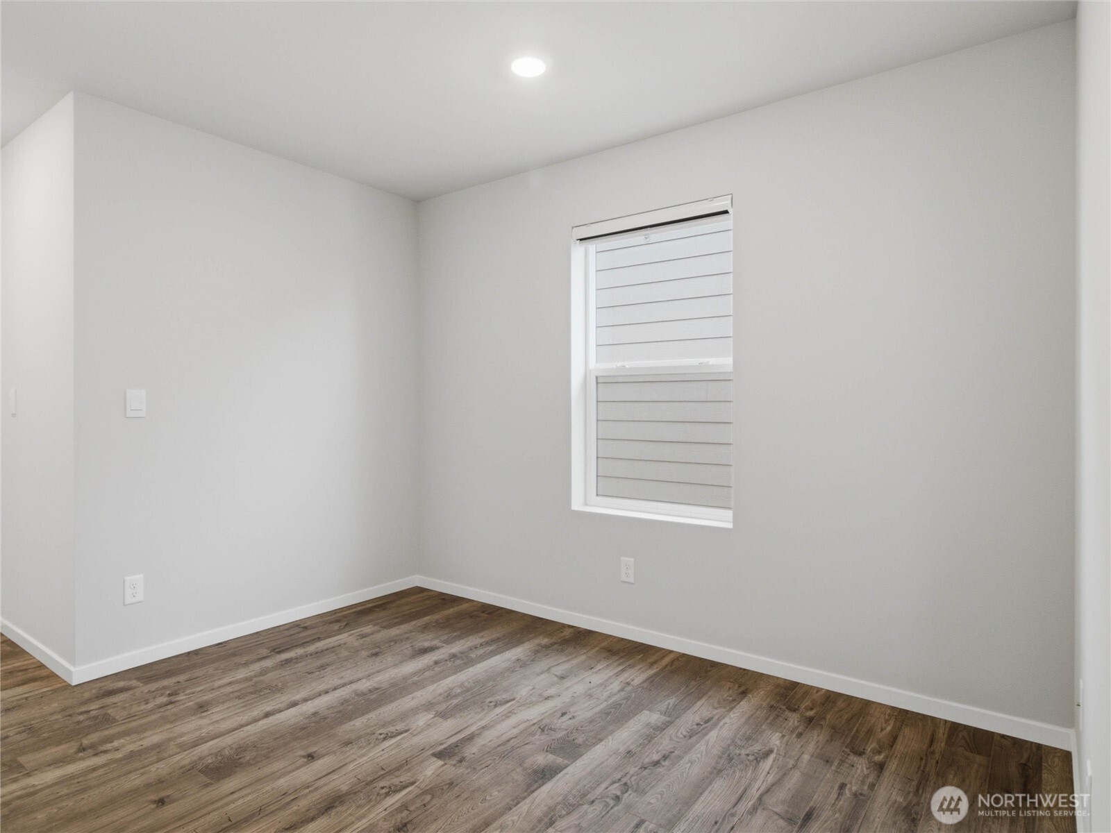 4252 Savannah Loop Property Photo 13