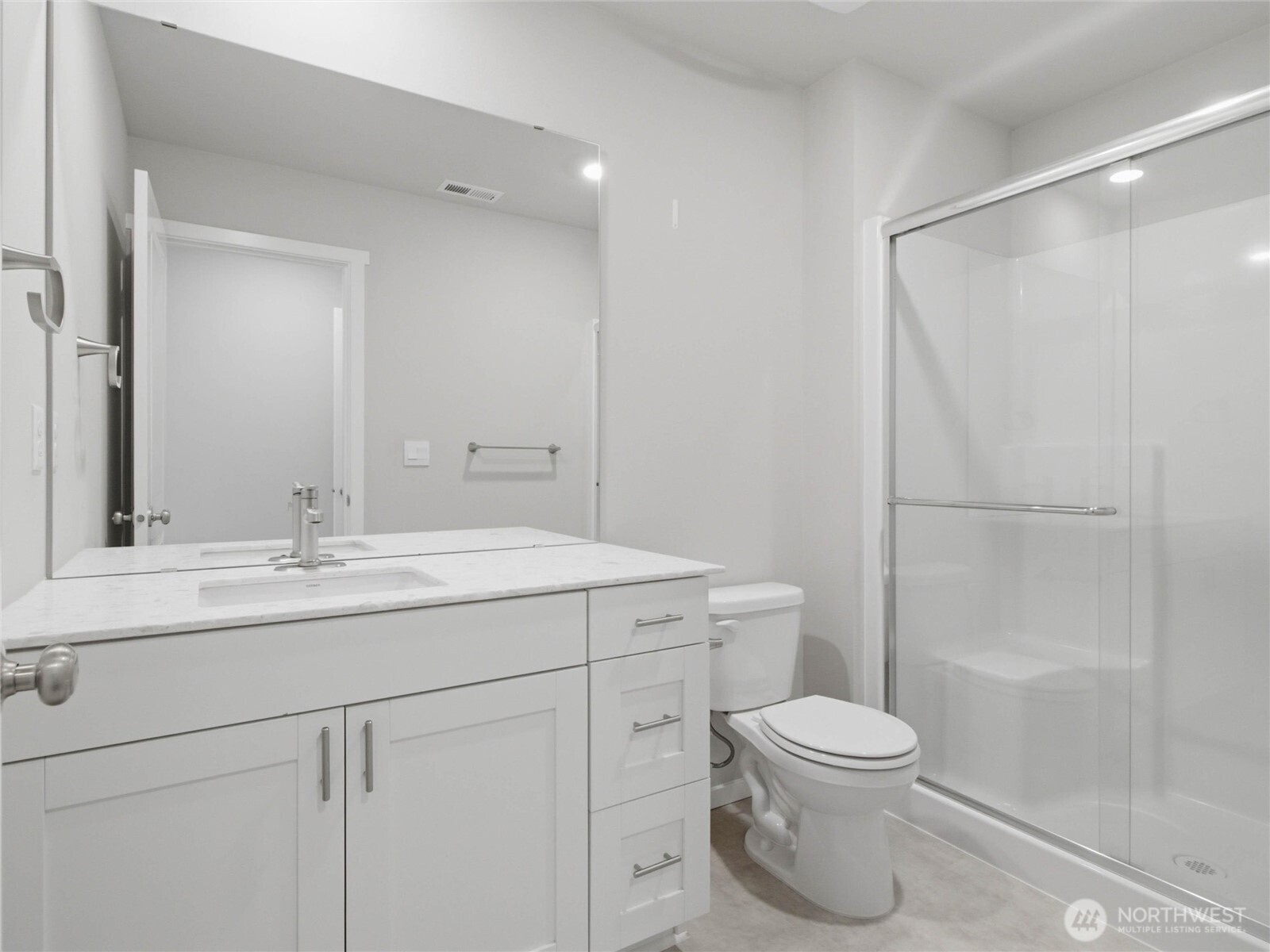4252 Savannah Loop Property Photo 17