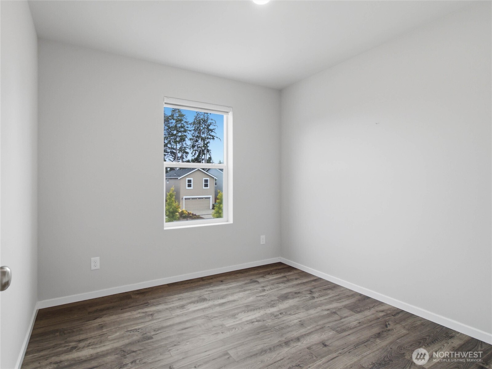 4252 Savannah Loop Property Photo 22