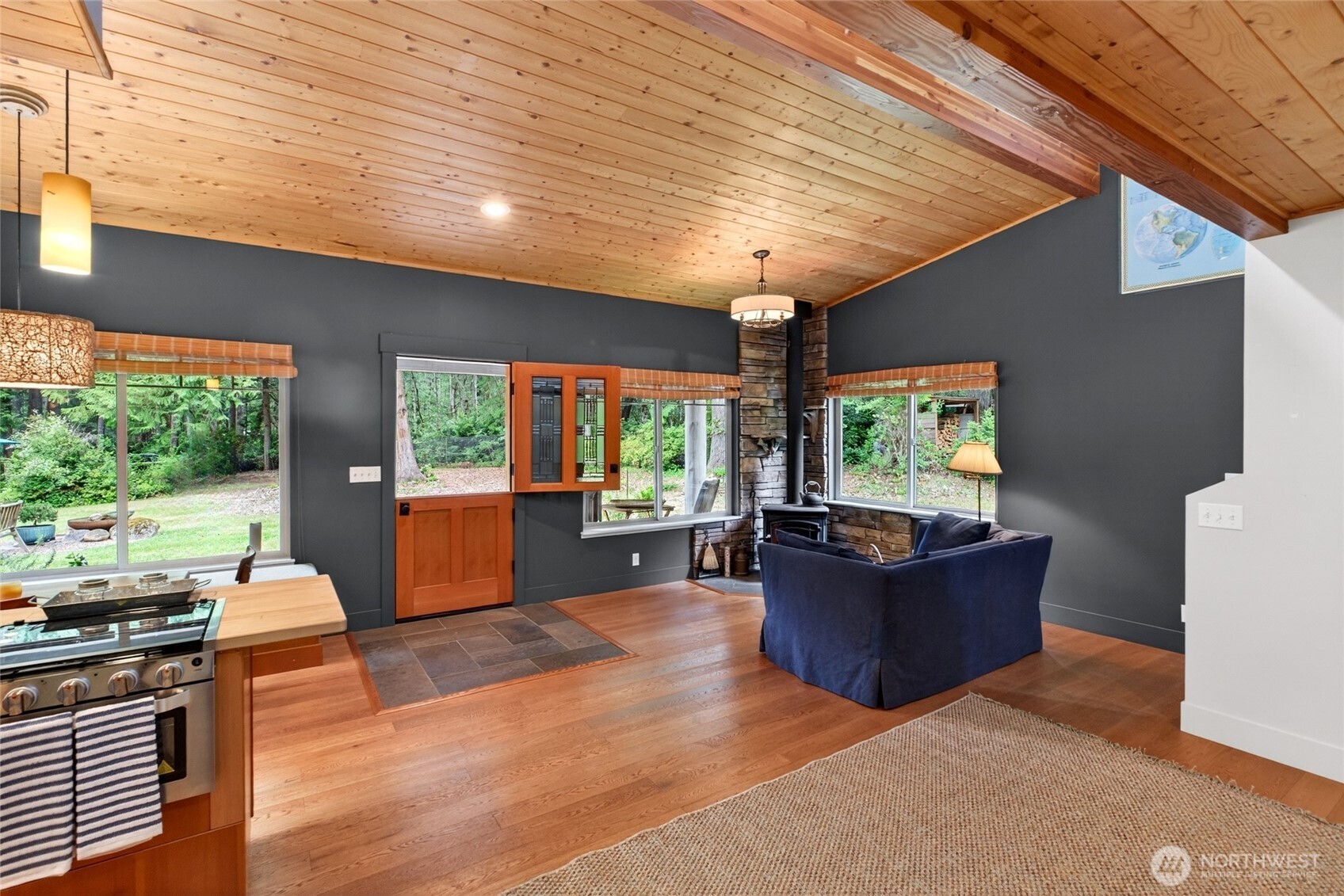 9615 Otso Point Road Property Photo 12