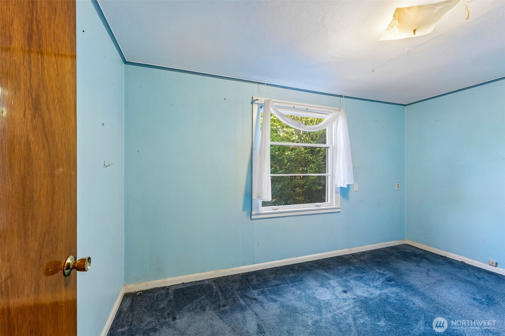 8812 Dibble Avenue Property Photo 11