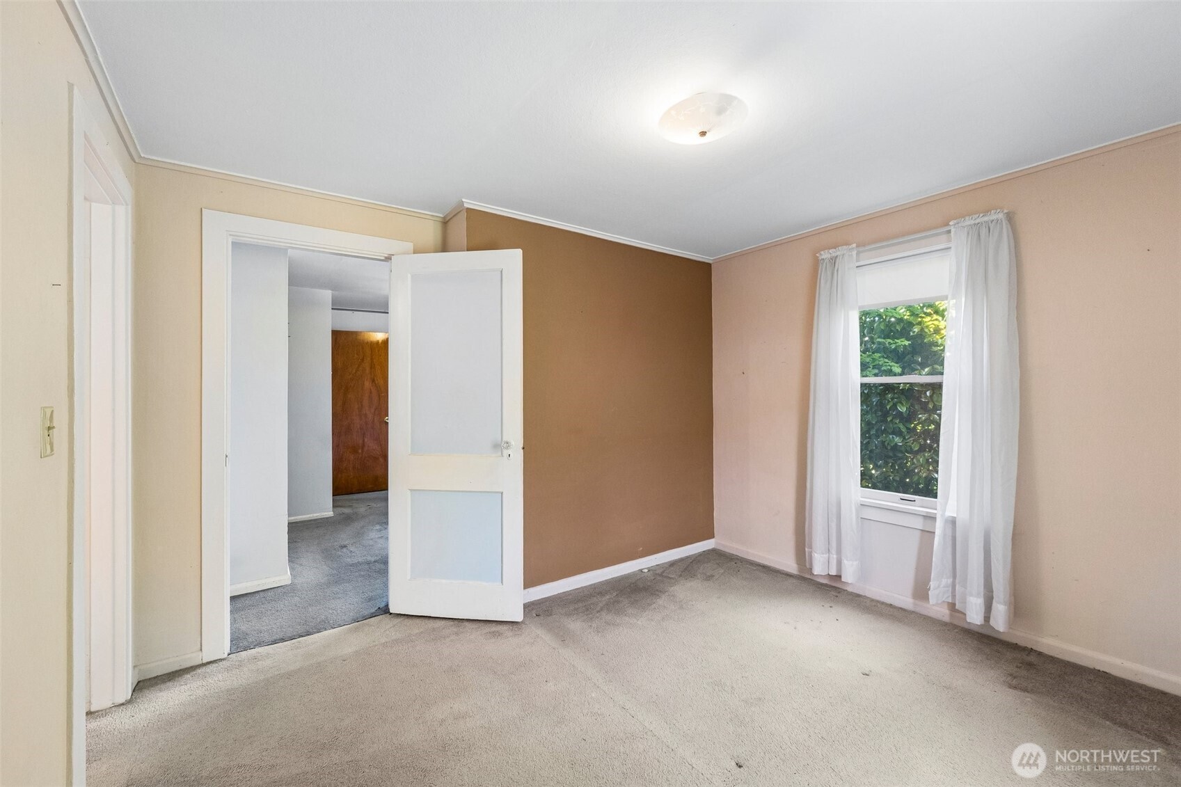 8812 Dibble Avenue Property Photo 13