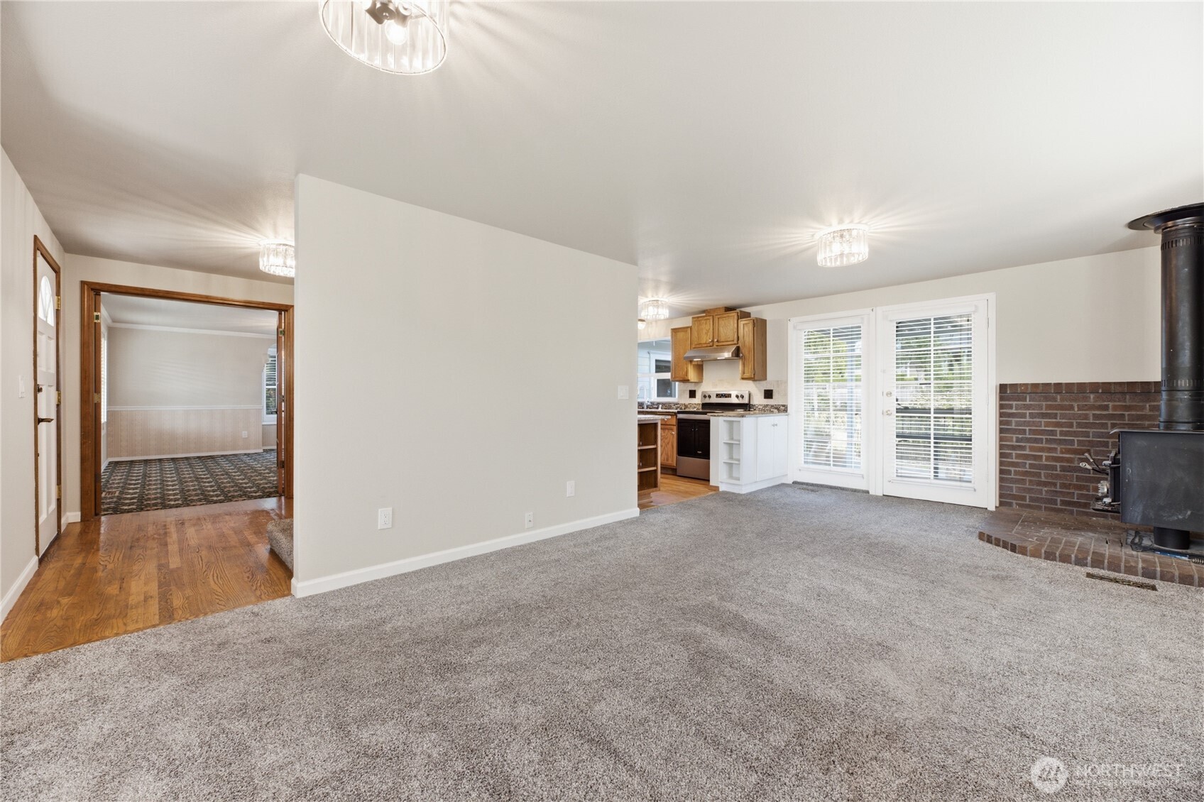 225 Mcelroy Place Property Photo 11