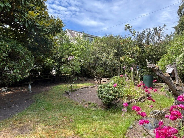 2612 W Galer Street Property Photo 7