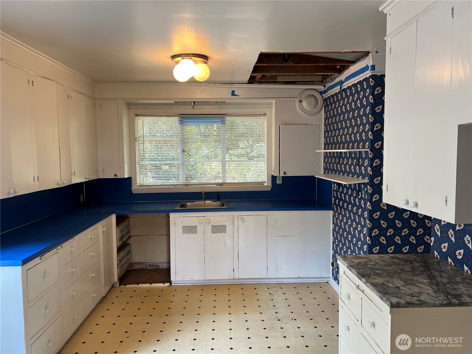 2612 W Galer Street Property Photo 15