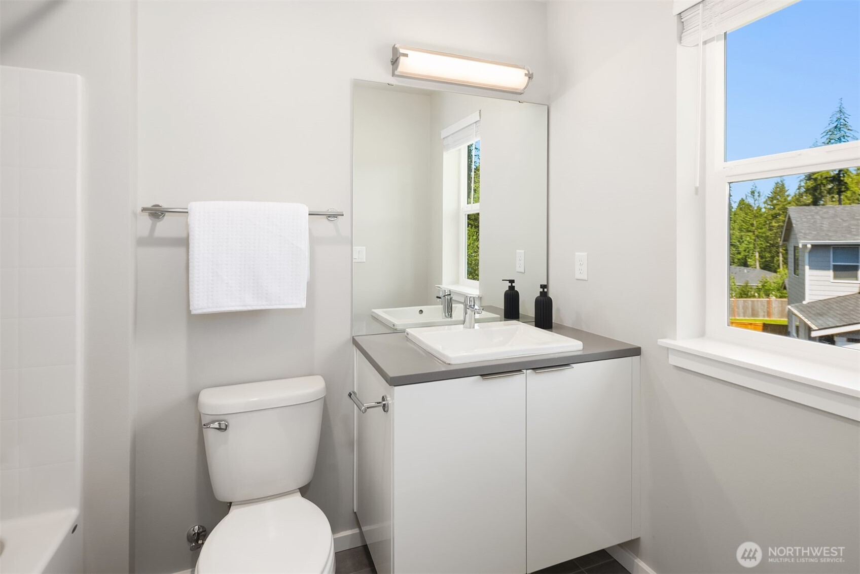 4912 Amherst Way Property Photo 35
