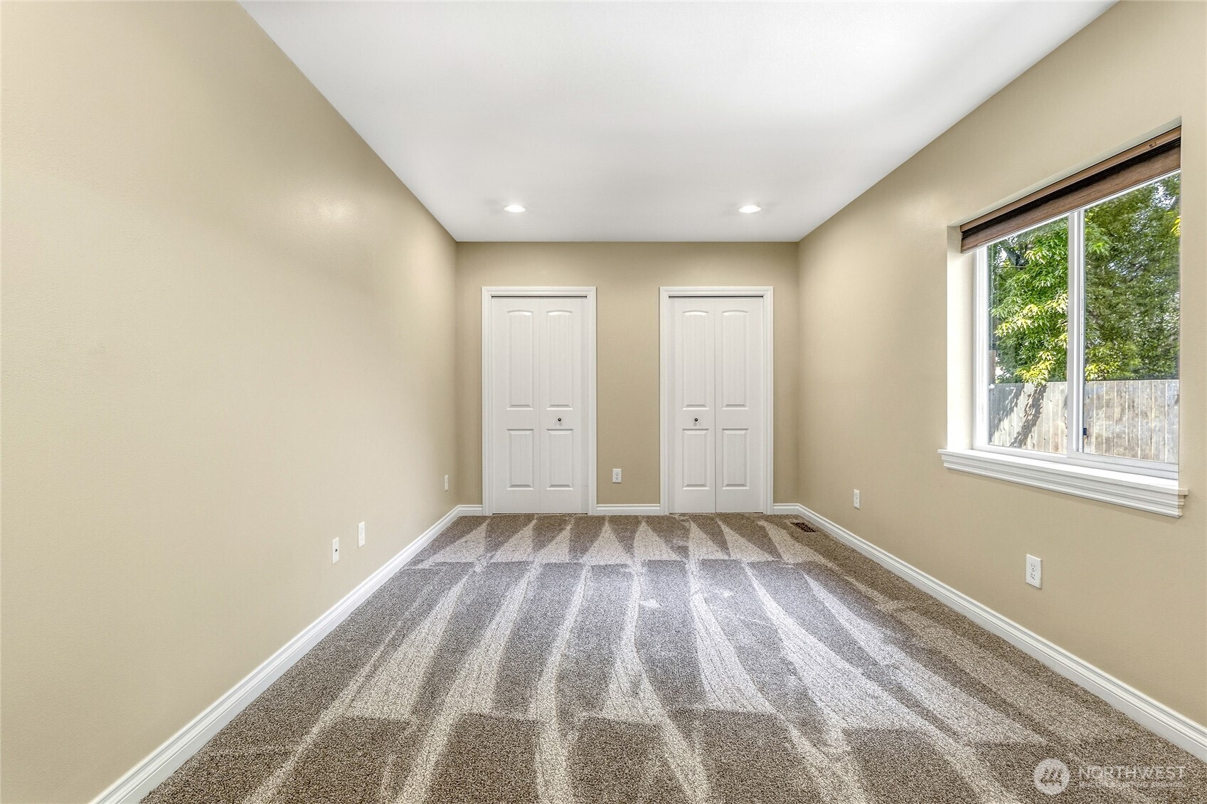 1031 Bonnie Brae Street Property Photo 14
