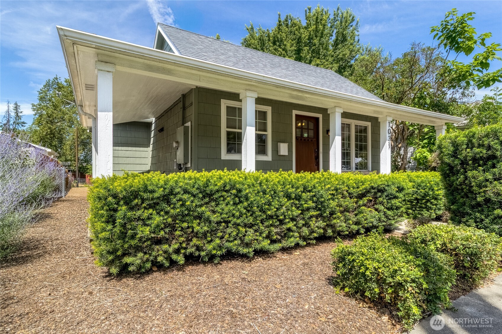 1031 Bonnie Brae Street Property Photo 28