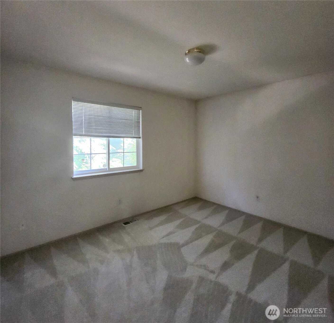 1905 98th Street 2 Property Photo 10