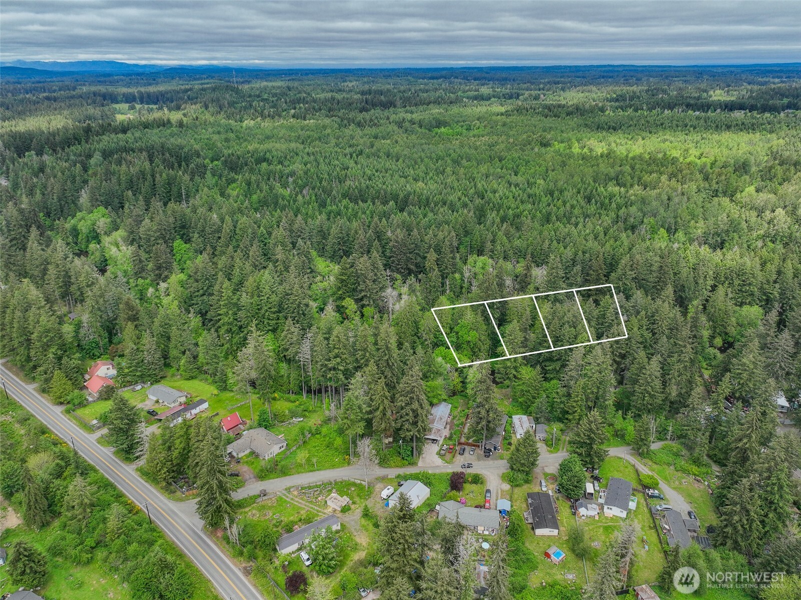 14247 Se Beaver Drive Property Photo 3