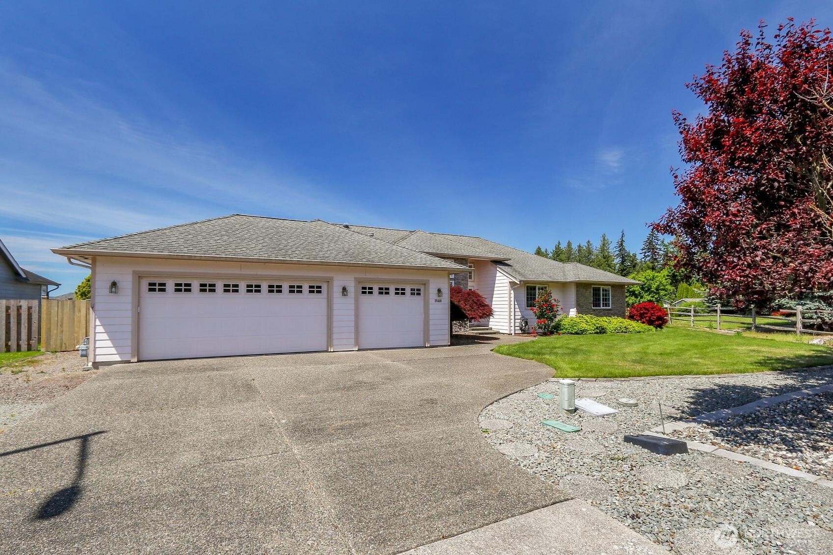28410 84th Drive Property Photo 3