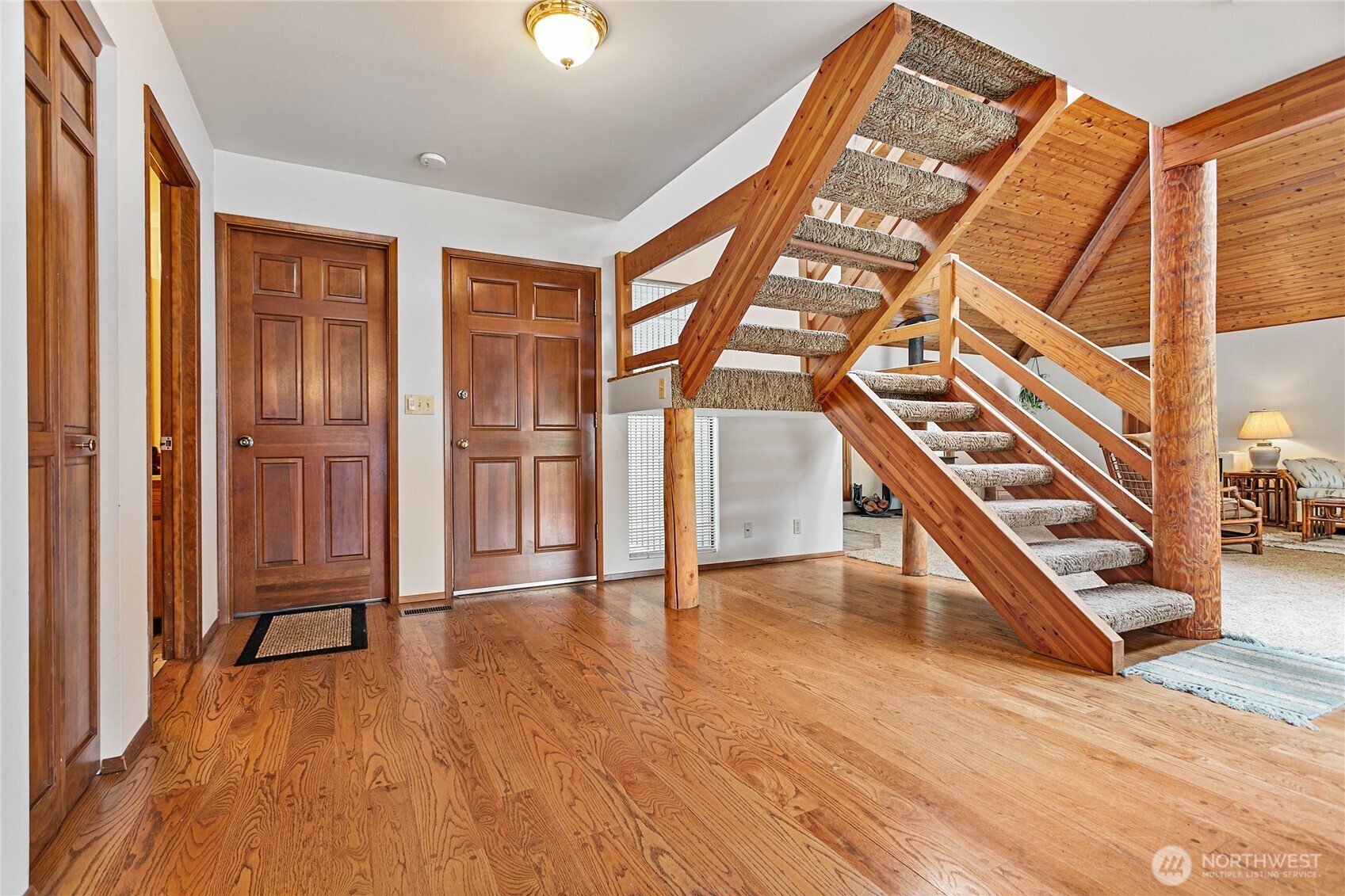 859 E Lake Samish Drive Property Photo 8