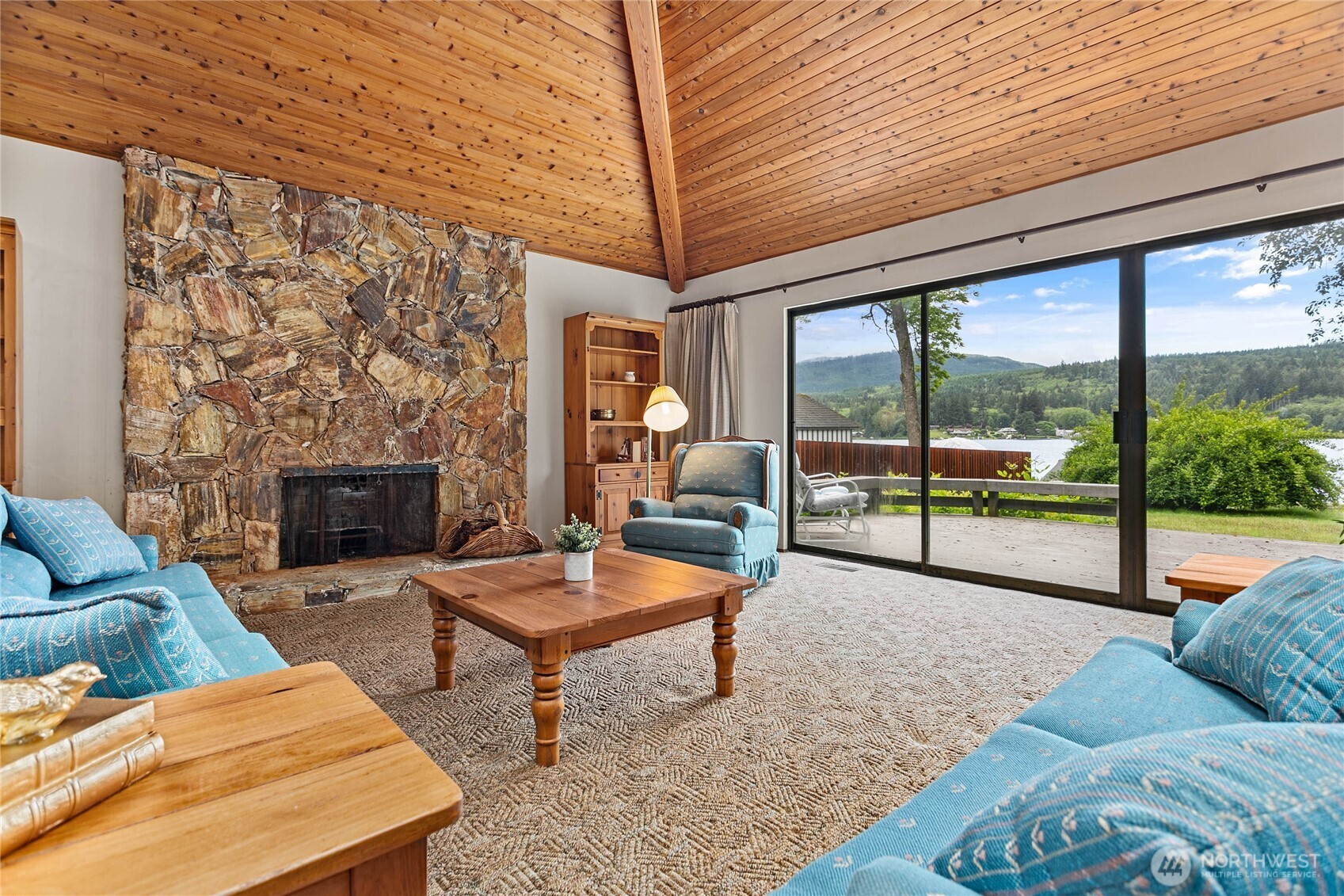 859 E Lake Samish Drive Property Photo 14