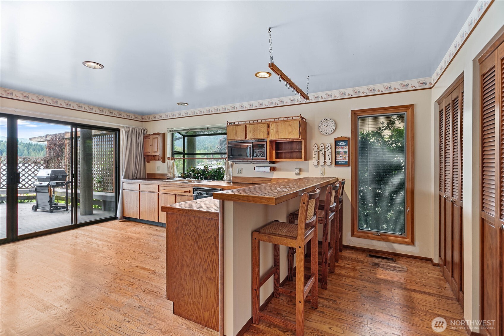 859 E Lake Samish Drive Property Photo 21