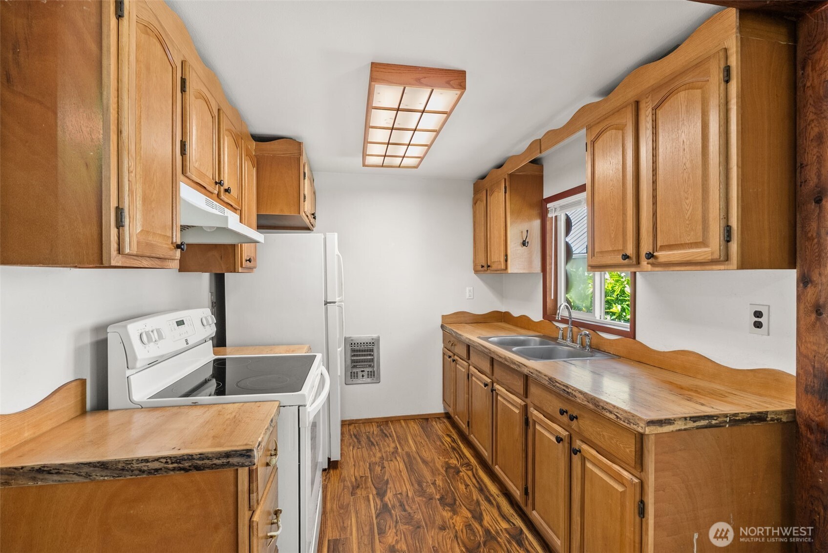 171 Tilton Drive Property Photo 14
