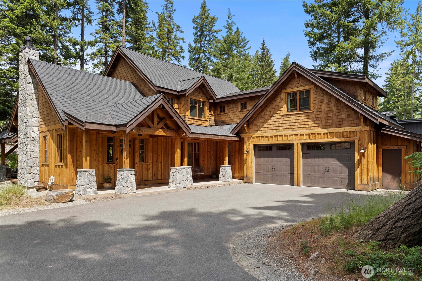 51 Columbine Court Property Photo 2