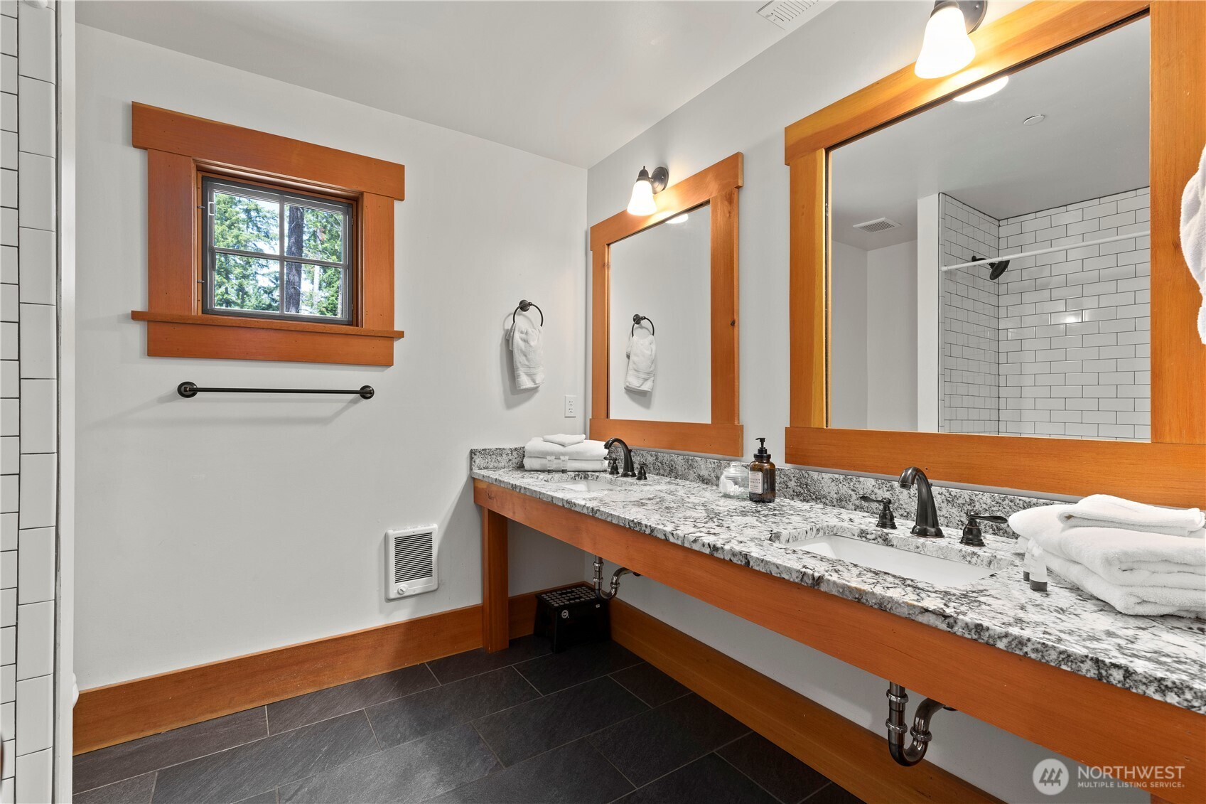51 Columbine Court Property Photo 19