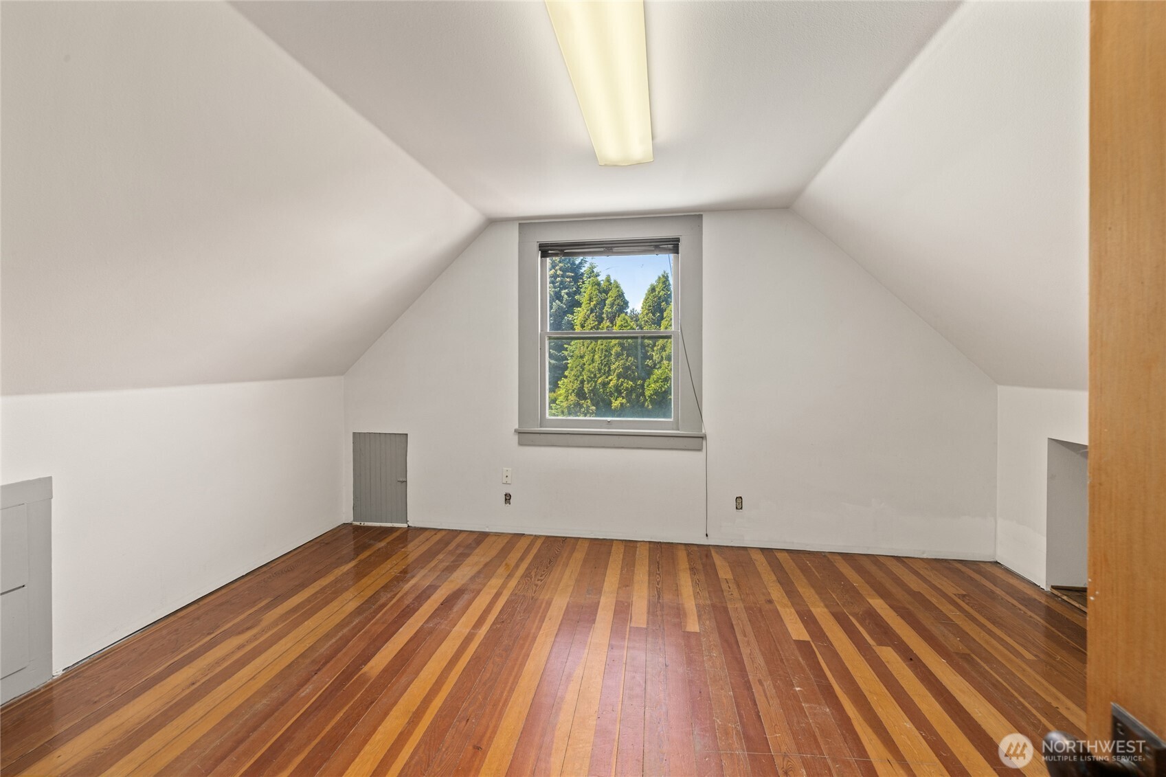 107 W Montana Avenue Property Photo 19