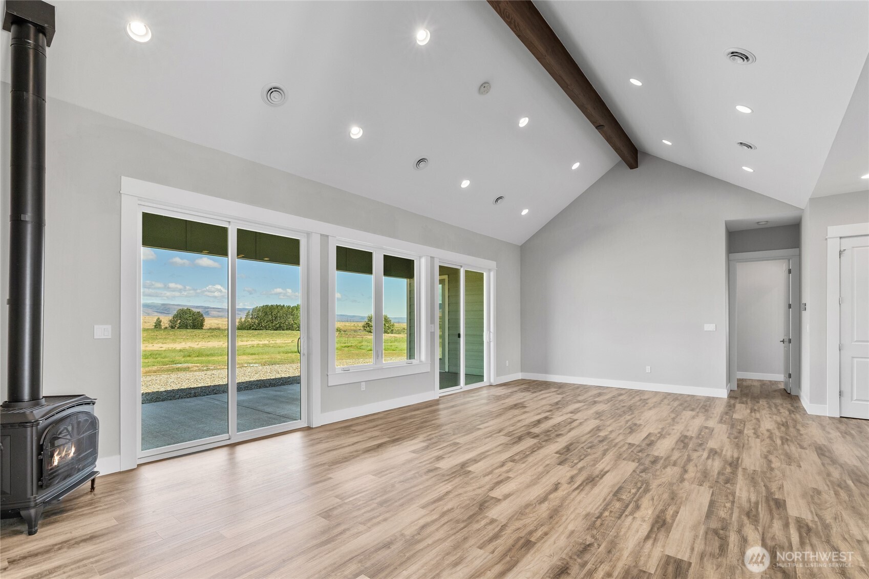 1630 Bitterbrush Drive Property Photo 14