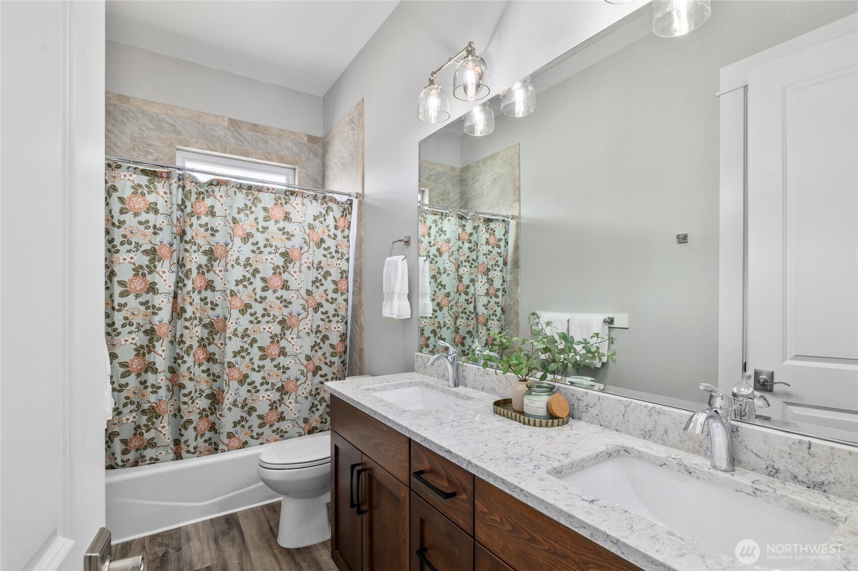 1630 Bitterbrush Drive Property Photo 24