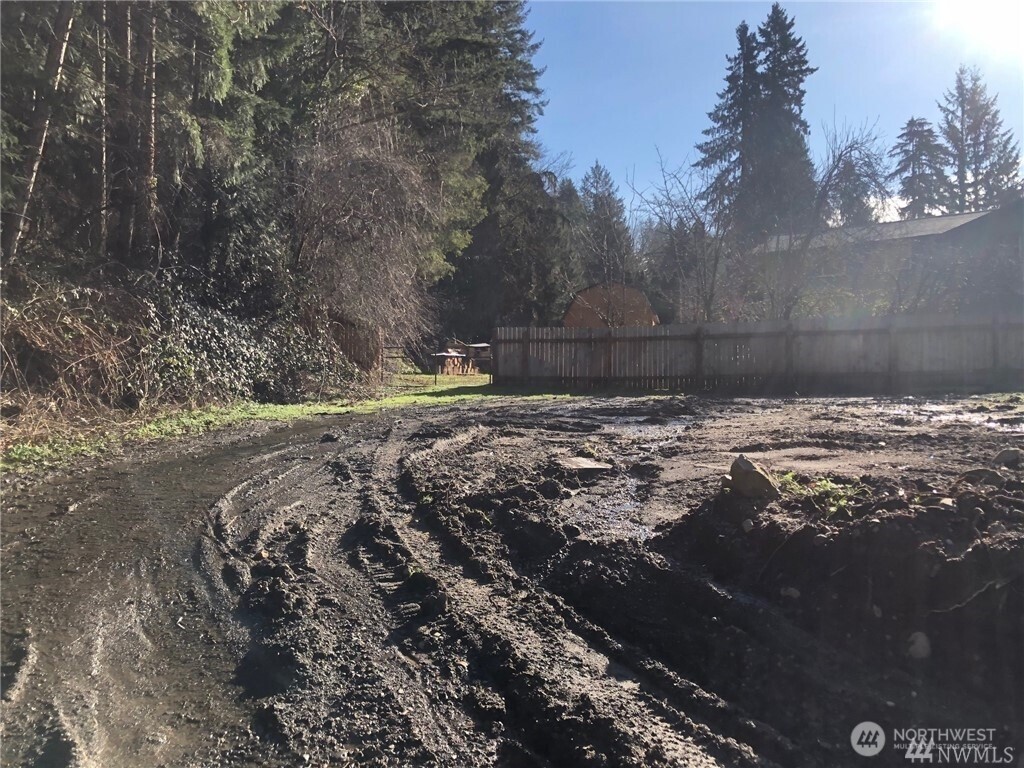 22728 Upper Dorre Don Way Property Photo 8