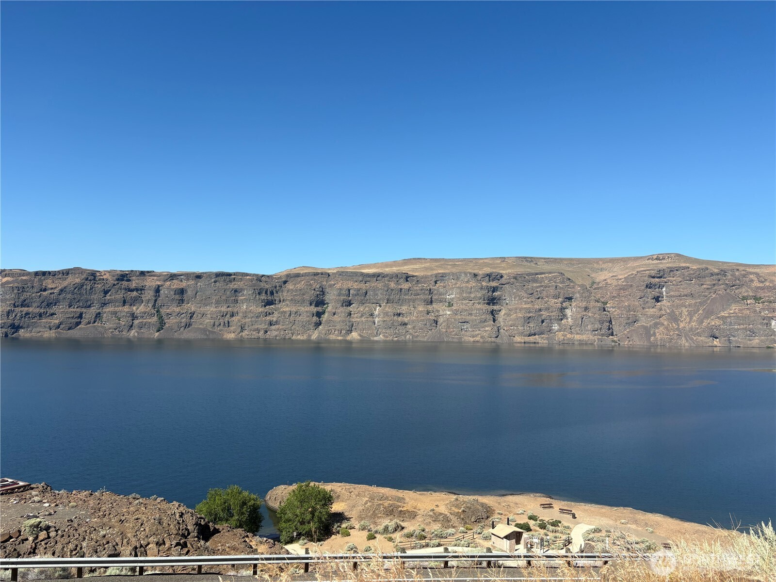 1422 Sw Sunland Road Property Photo 6