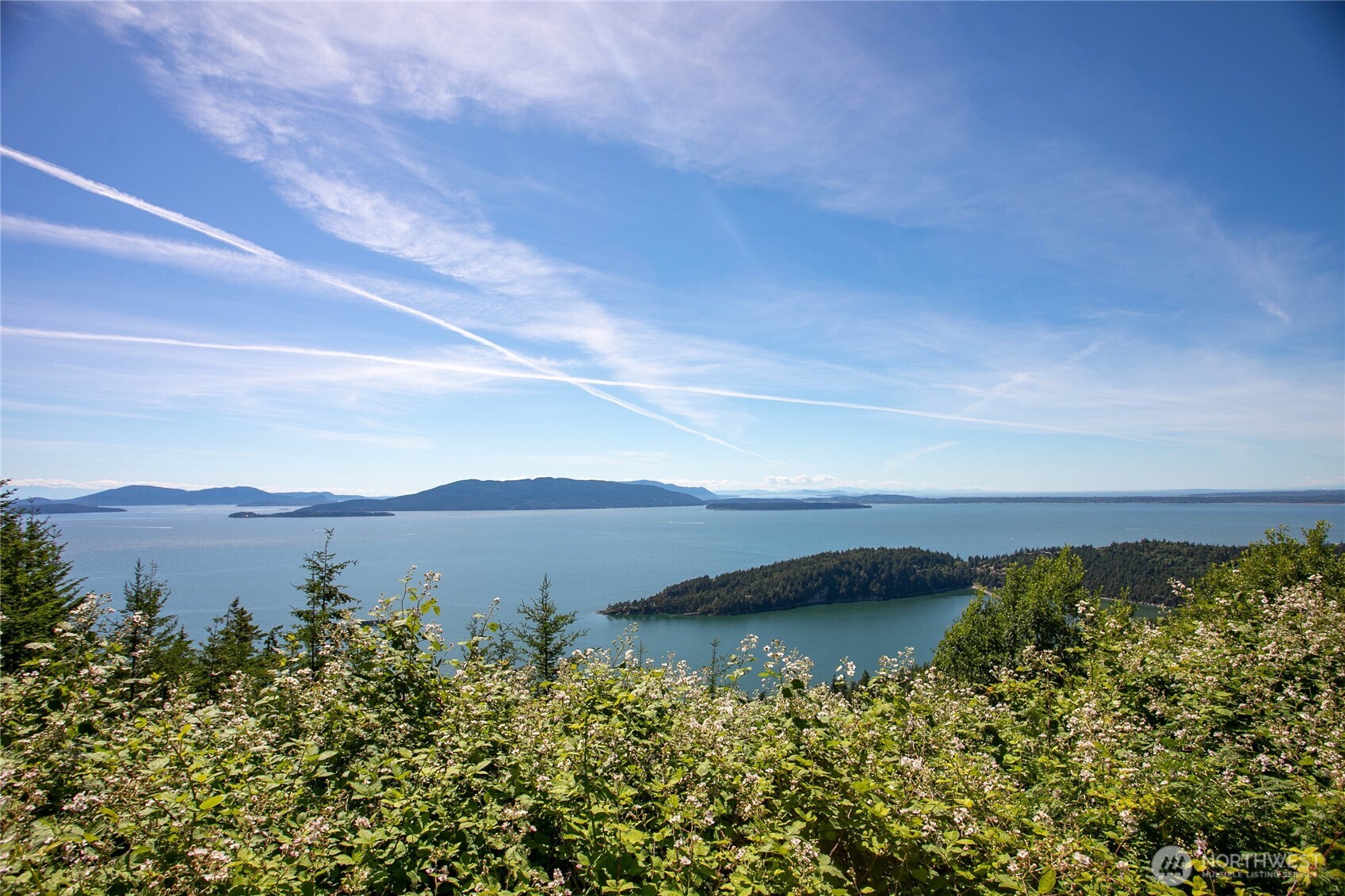 1543 Chuckanut Crest Drive Property Photo 1