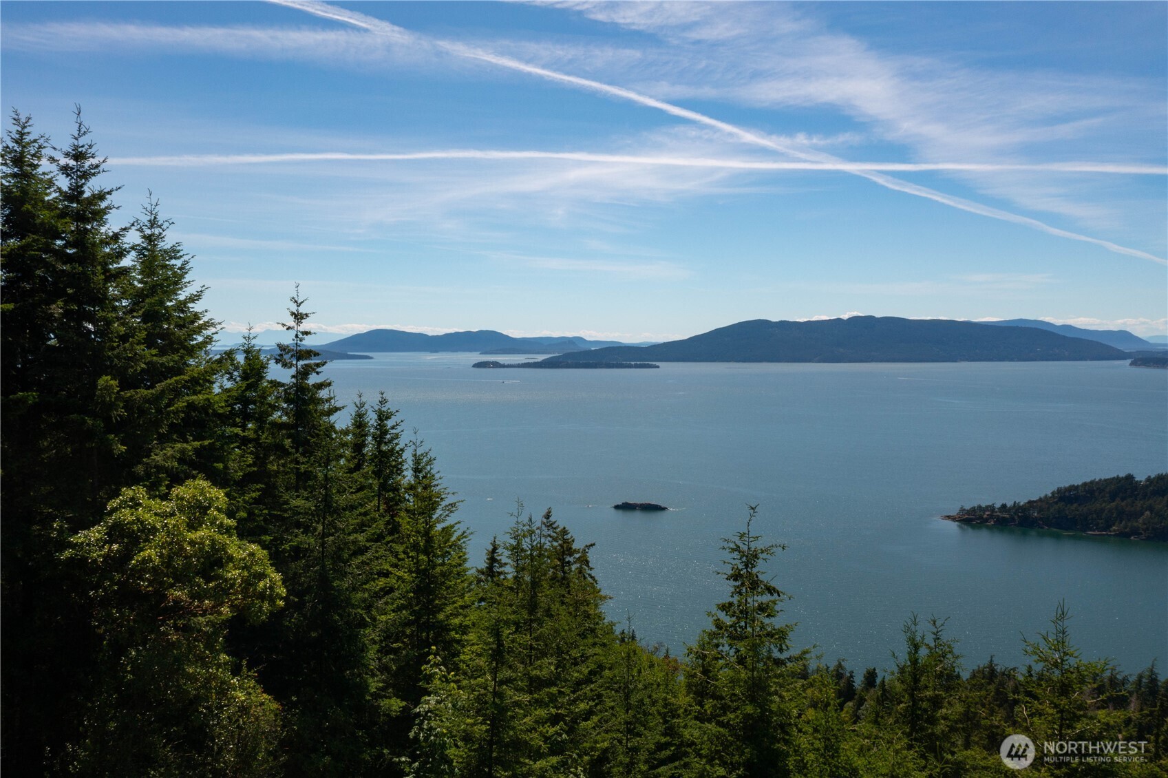 1543 Chuckanut Crest Drive Property Photo 3