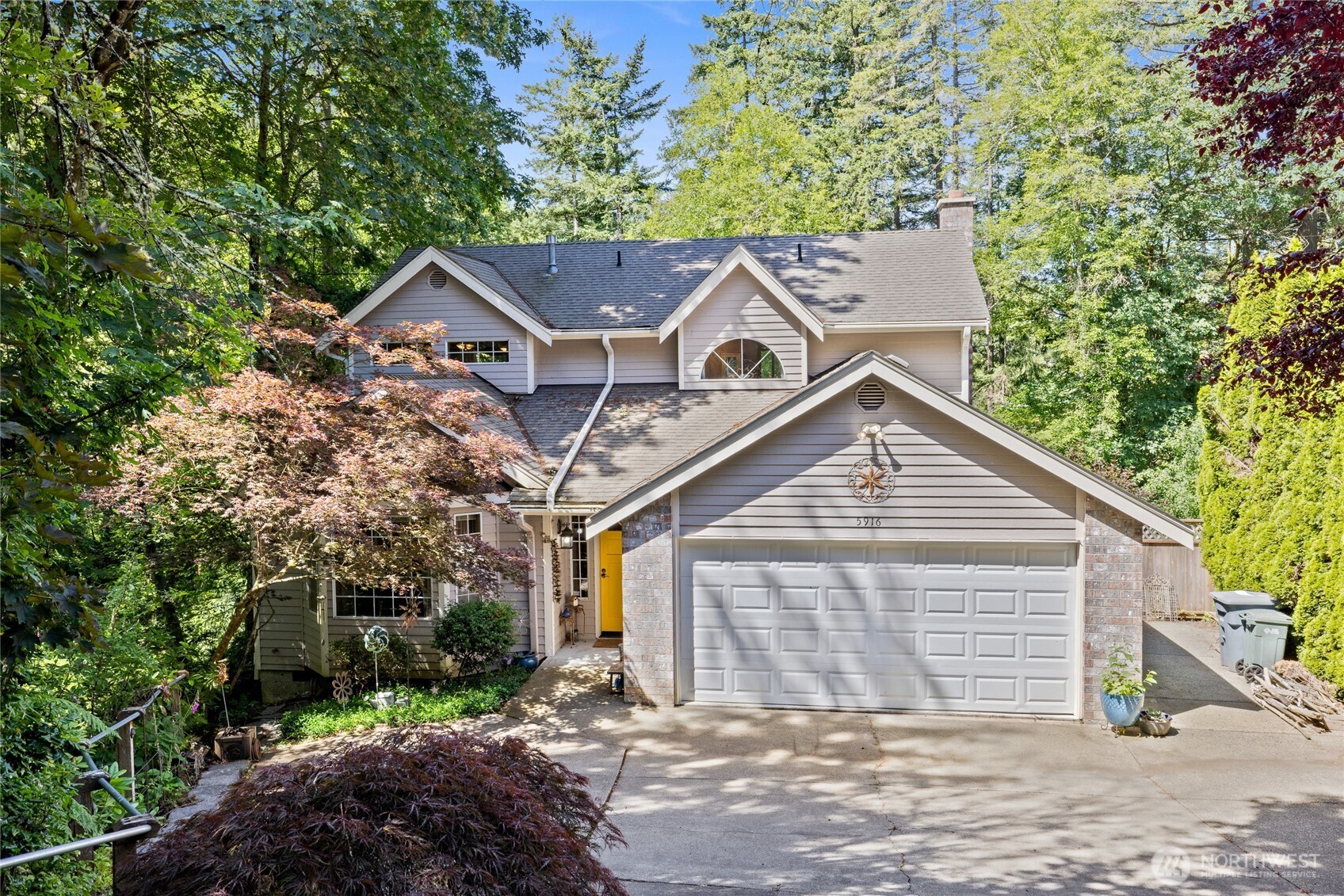 5916 53rd Avenue Property Photo 1