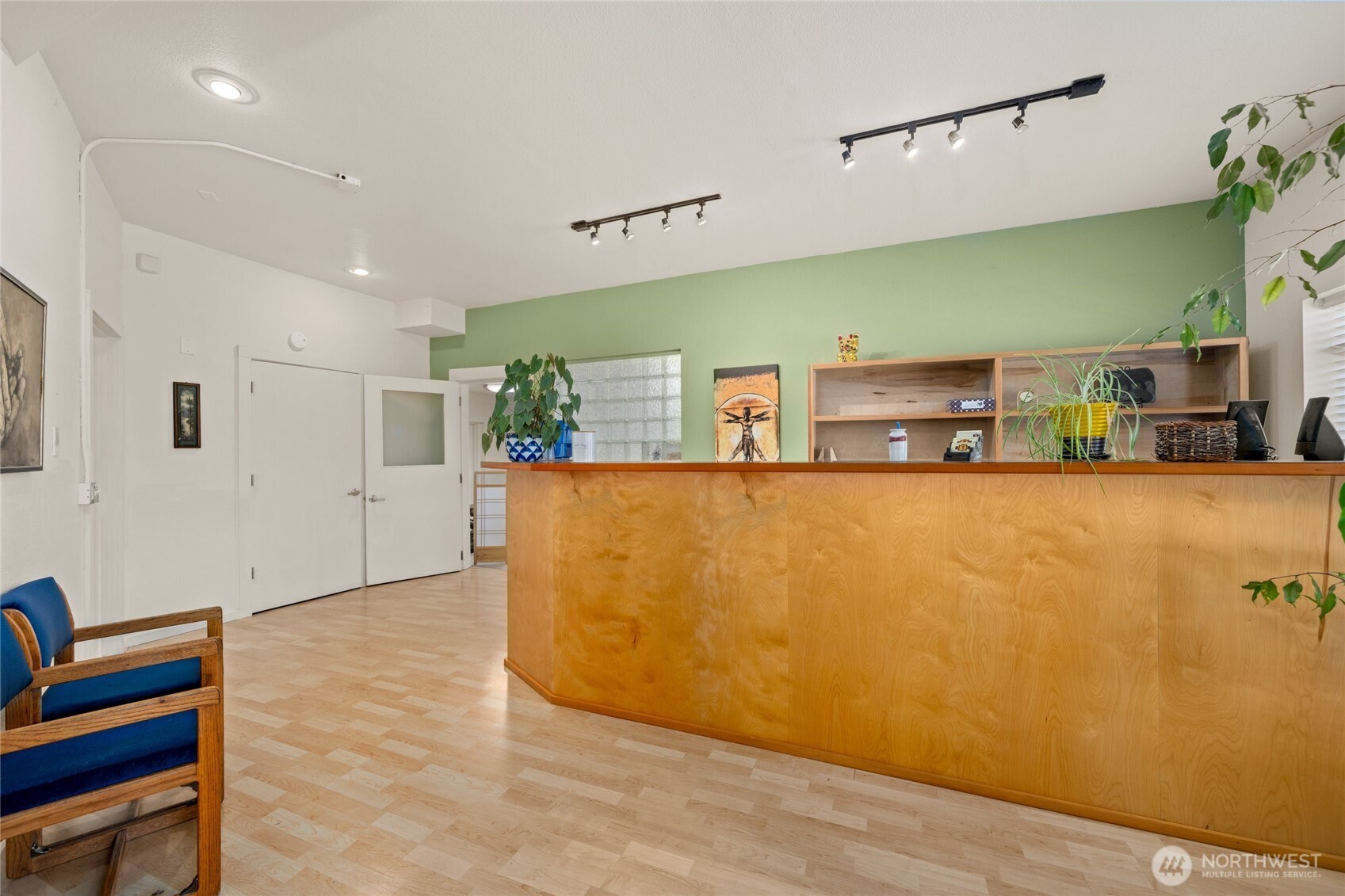 2701 Northwest Avenue Property Photo 8