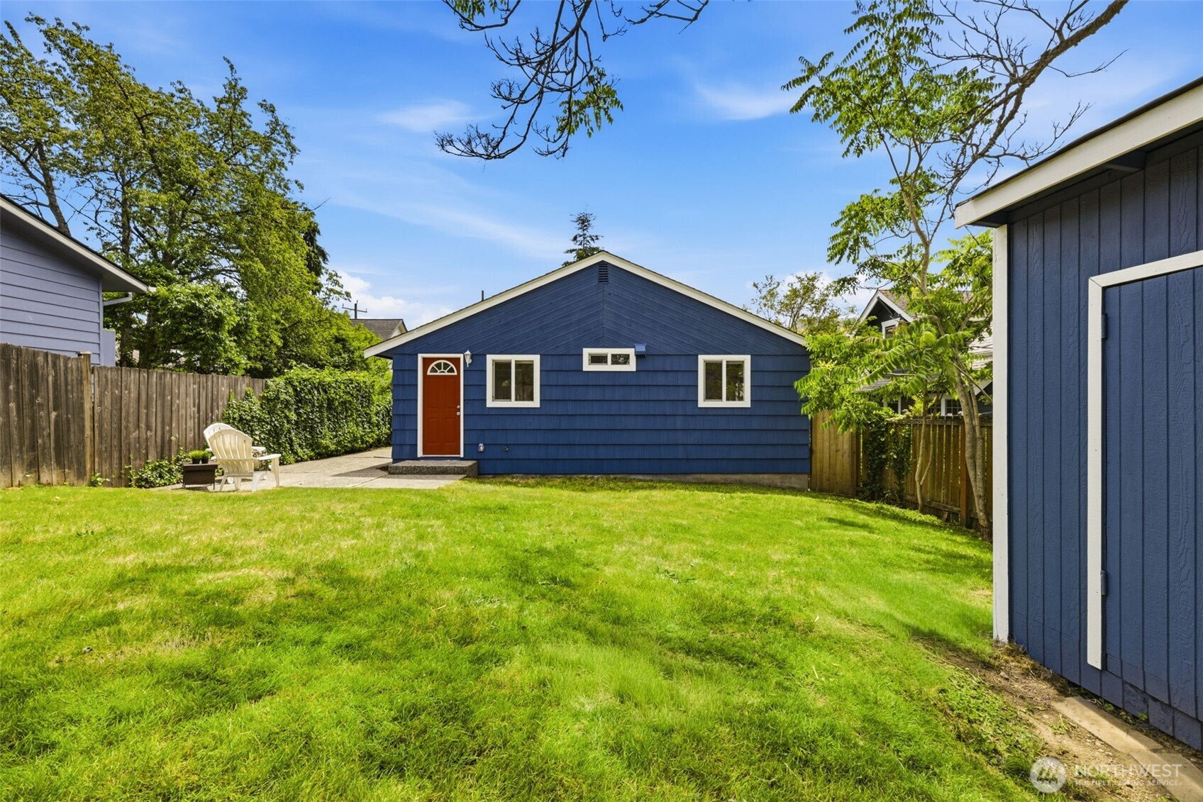 2722 Ne Blakeley Street Property Photo 2
