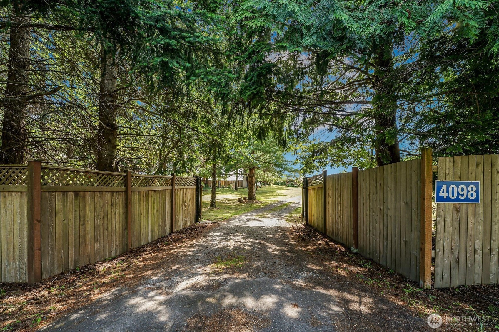 4098 S Camano Drive Property Photo 2