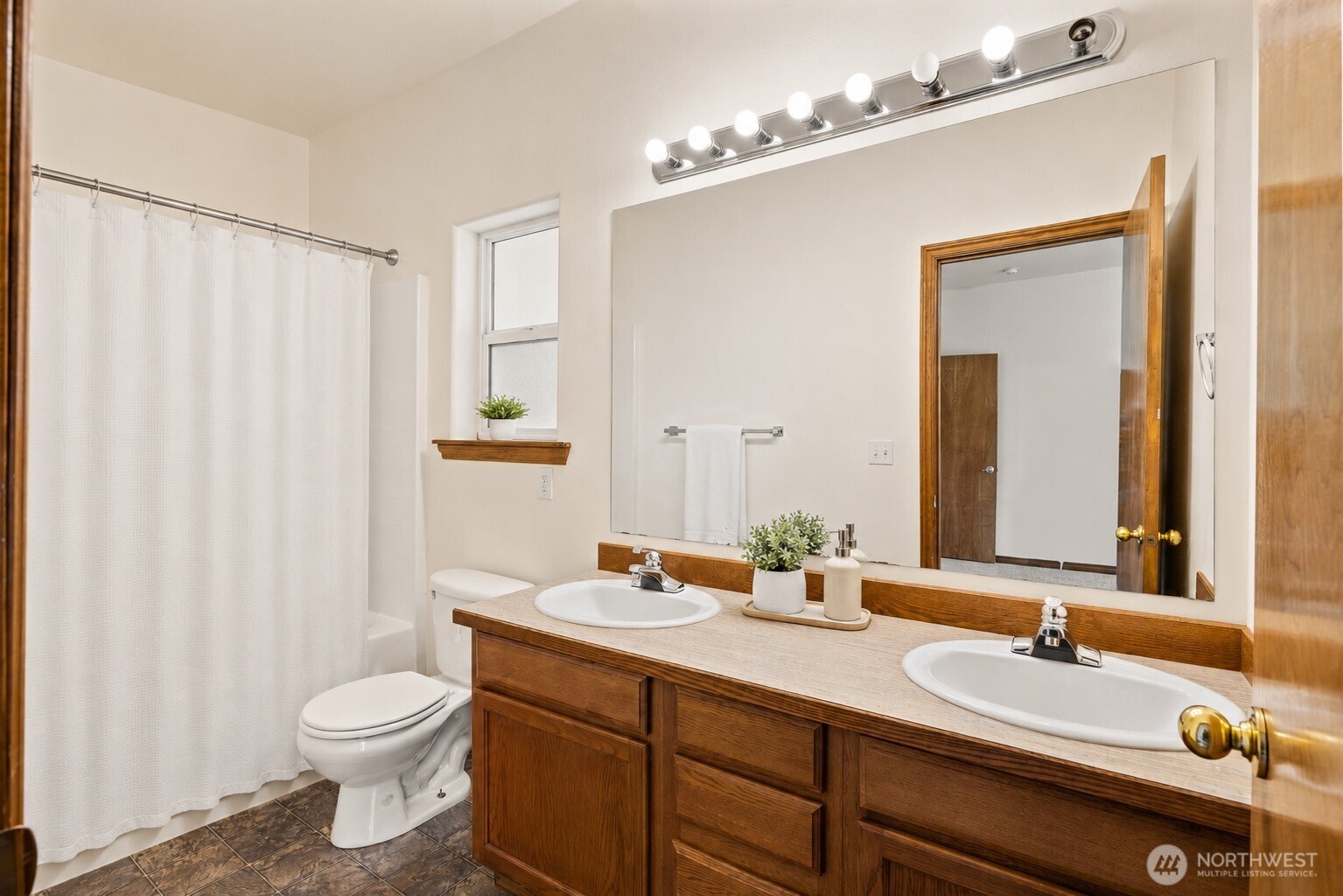 105 Joanna Place Property Photo 26