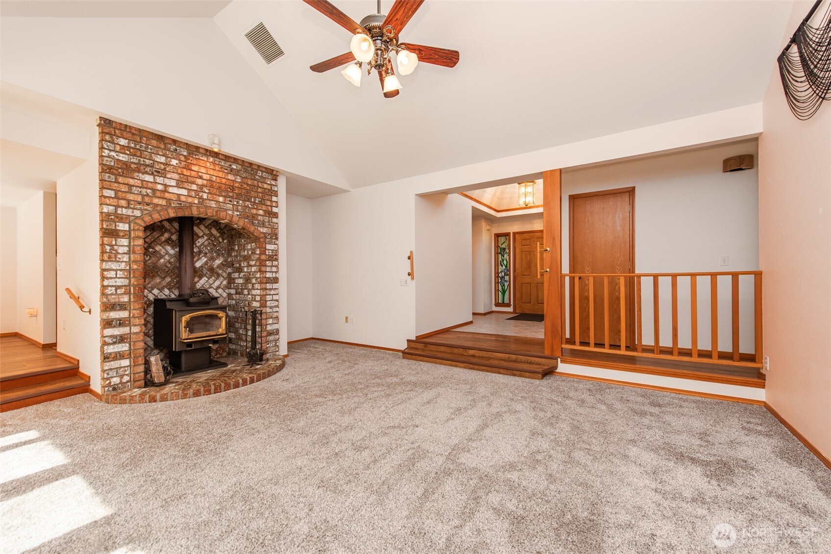 250 Vista View Drive Property Photo 8