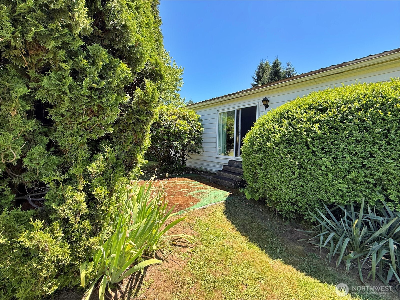 1521 Main Avenue A Property Photo 6