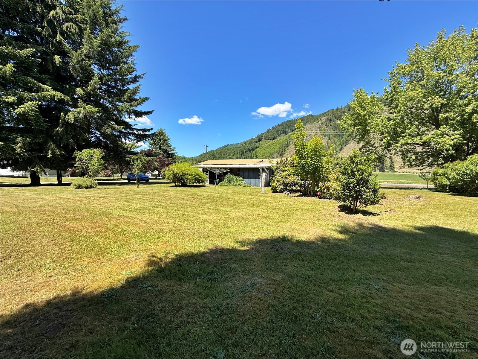 1521 Main Avenue A Property Photo 7