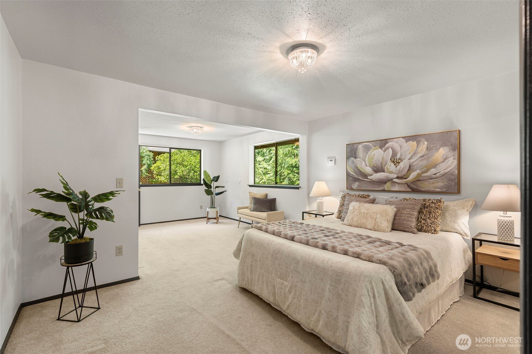 14203 Thomas Drive Property Photo 6
