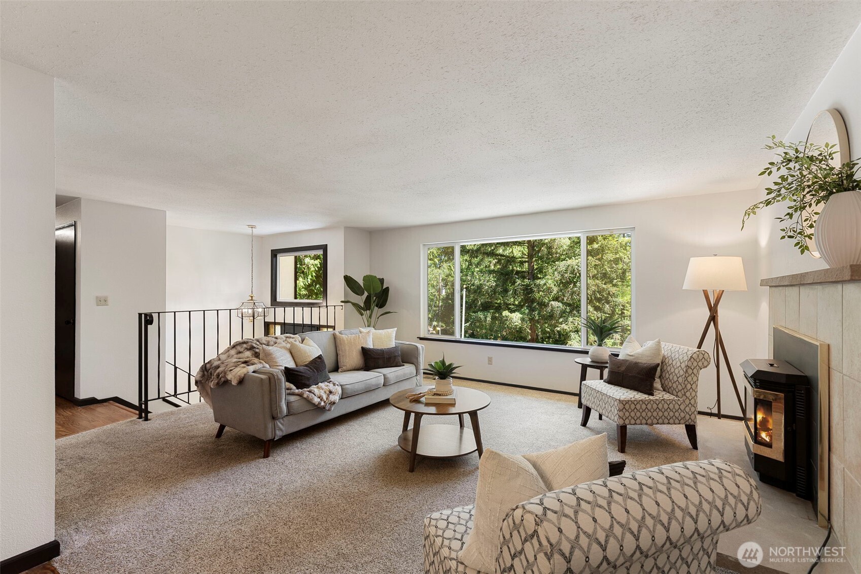 14203 Thomas Drive Property Photo 12