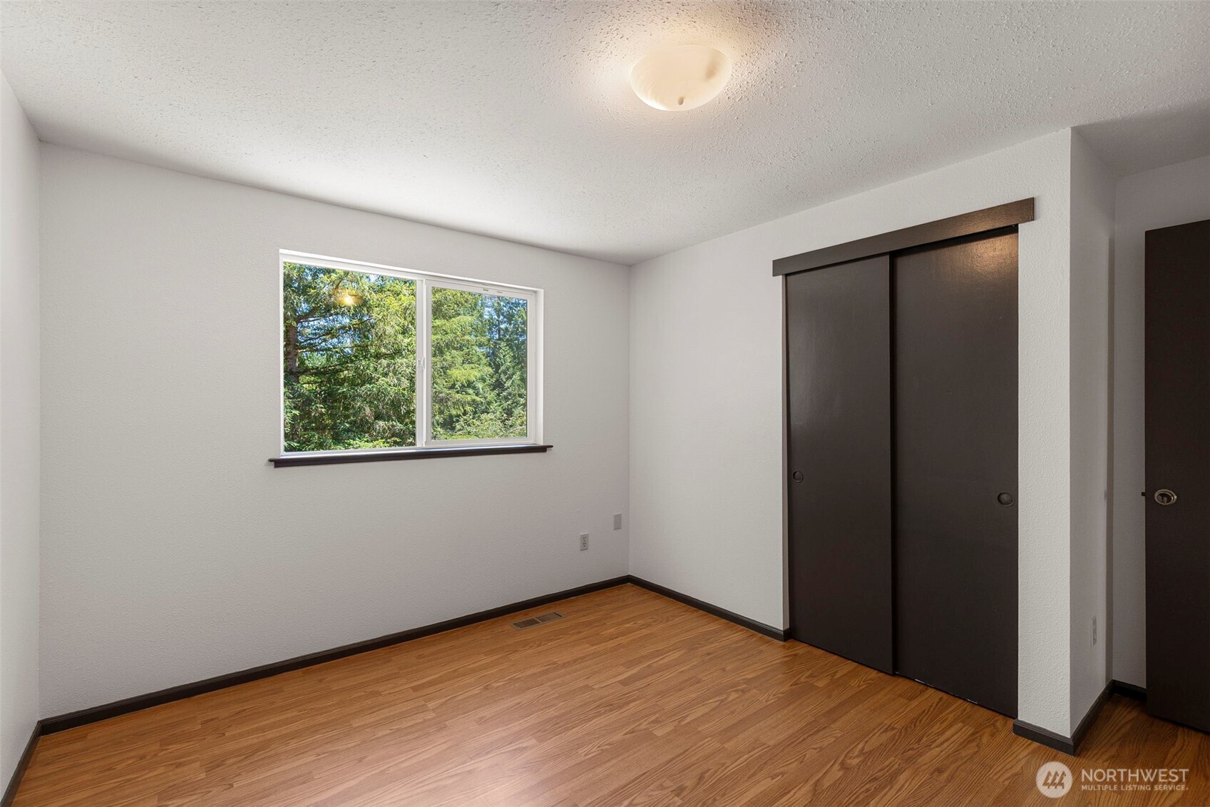 14203 Thomas Drive Property Photo 21