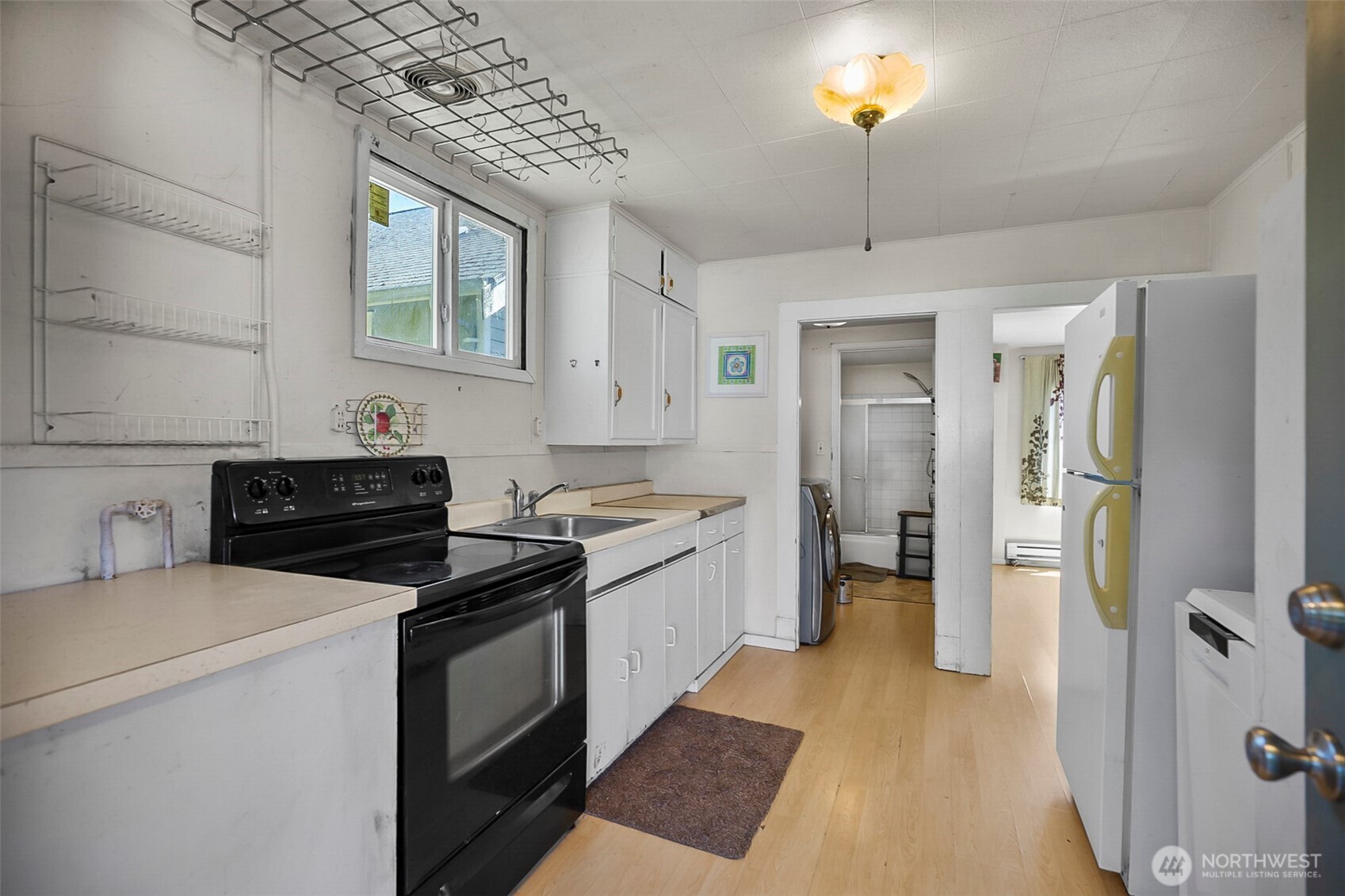 2512 Cedar Street Property Photo 14